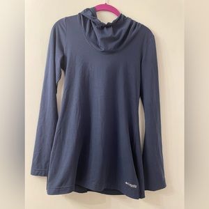 Columbia hooded shirt XS. Navy